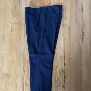 The Limited “Ideal Stretch” Pant Size 8 - Navy